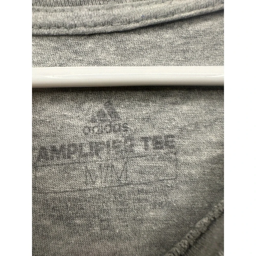 Adidas Amplifier Tee Shirt Mens Medium Gray Cotton Performance Badge Of Sport
